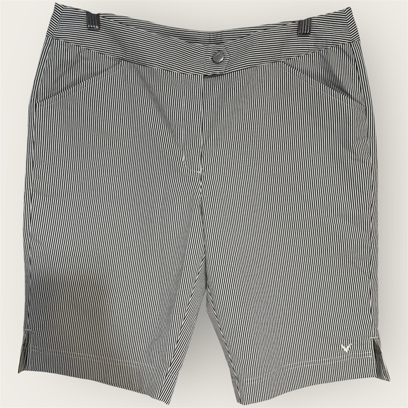 Callaway Pants - Callaway Women's Gray Stripe Bermuda Golf Shorts w/ Stretch Performance - Size 6